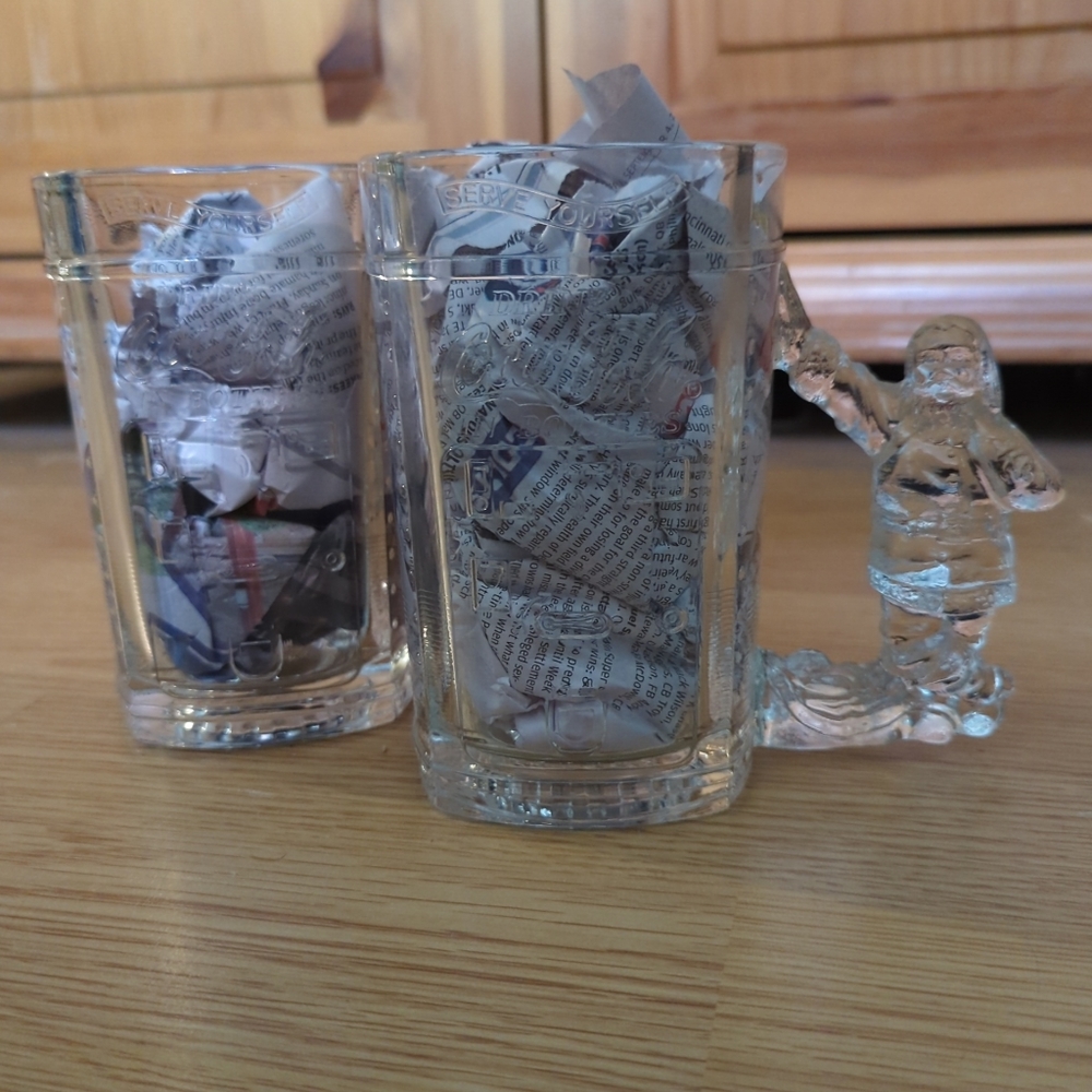 Set of 2 Vintage 1997 Coca Cola Glass Mug. Santa Handle.